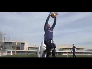 Real madrid goalkeeper training • keylor navas • kiko casilla secret to success ● hd