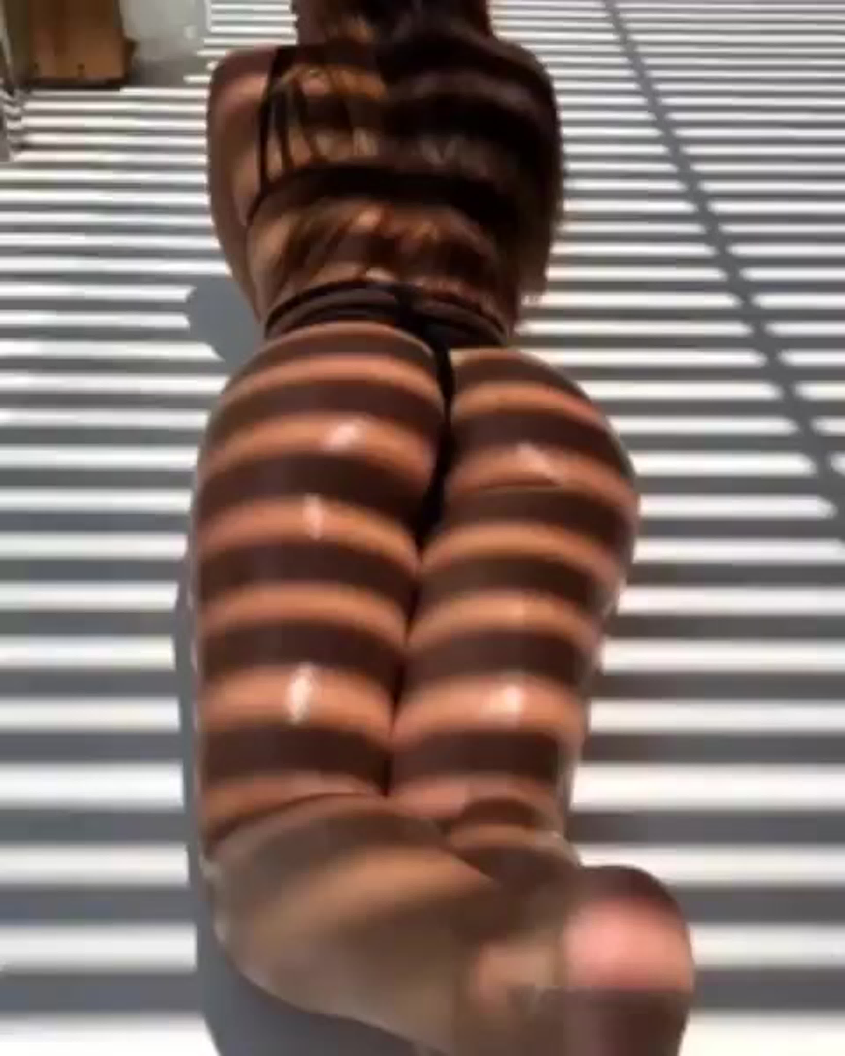 Sonia amat on instagram what do you think about(mp4) mp4 watch online