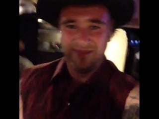 Daveyknox havin' ourselves a little hoedown #yeehaw #hoedownthrowdown w/ @johndaddy @jameskn0x