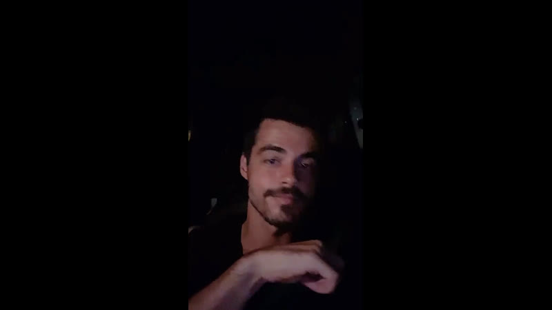 Берк в сториз /