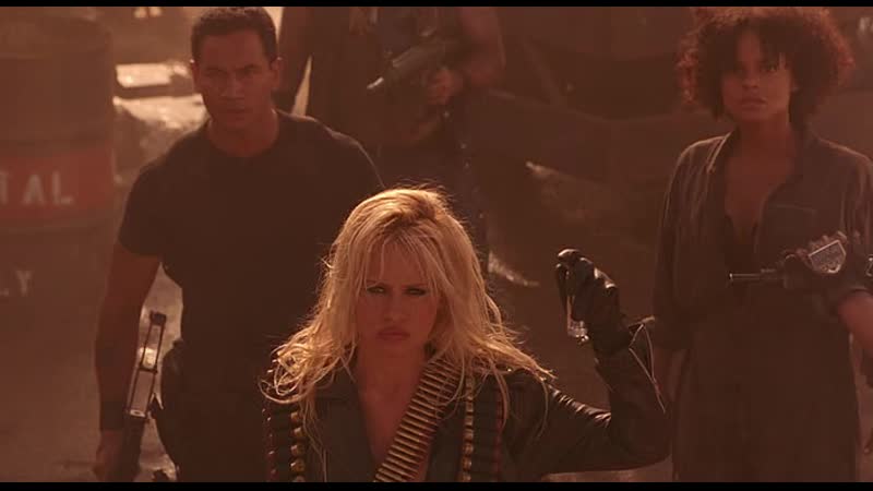 1996 не называй меня малышкой / barb wire