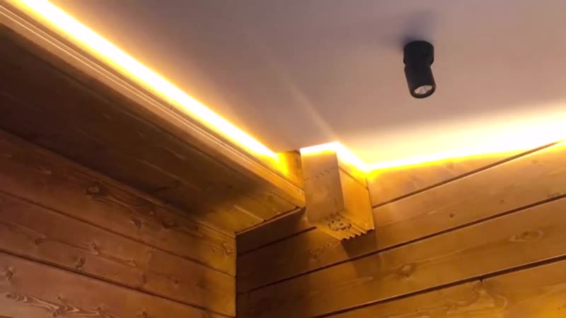 Парящие потолки в ванной комнате