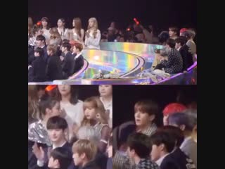 Lizkook and taennie😍❤👫👫