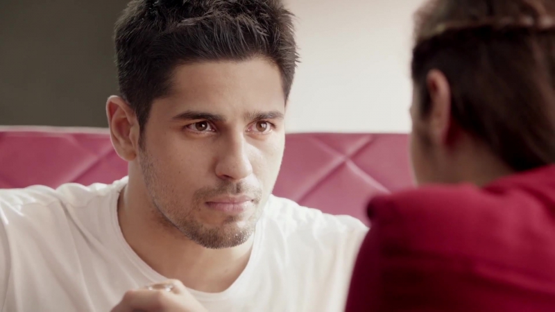 Sidharth malhotra &amp; alia bhatt coca cola tvc 2015 kiss