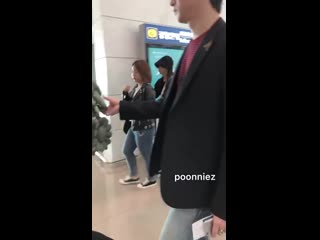 Jaebeom questioning jackson’s backpack lmaoooo cute