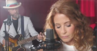 Beyond the palisades live from 3 sirens