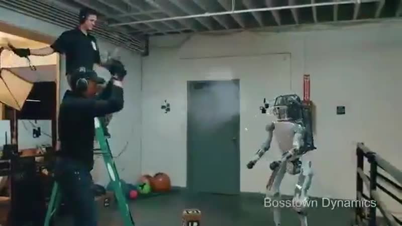 Даже роботы научились делать то, что никак не научится делать российская оппозиция