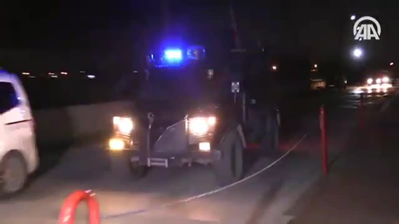 Видео задержания турецкой полицией нескольких боевиков хташ в городе адана на юге турции