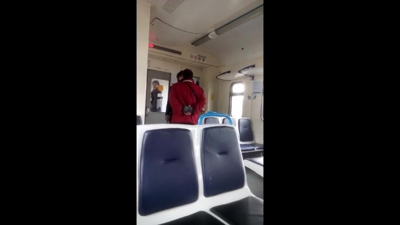 Хипстеры хотели поснимать контролеров