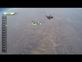 Luke aikins skydiver (heaven sent jump)