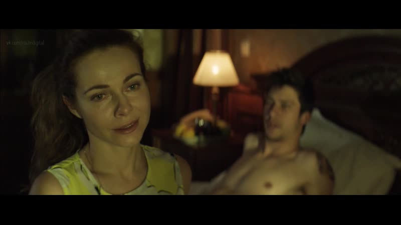 VKontakte-da boshqa birovning xotini pornosi Erkaklar hojatxonasida yashirin kamera onanizm