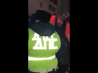 Пьяный инспектор дпс разбил автомобиль