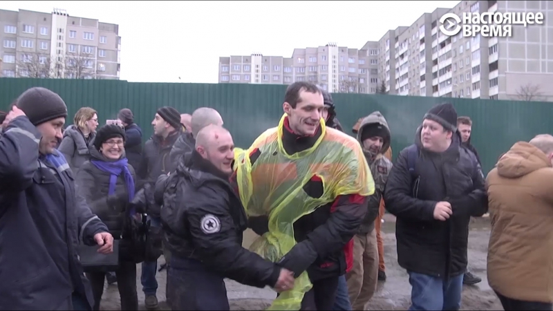 Стройка у места массовых расстрелов