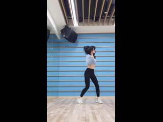 190528 twice momo "fancy" dance video