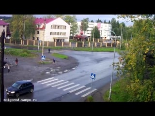 Мужчина в "молодые" штанах на боровой 20 9 2018