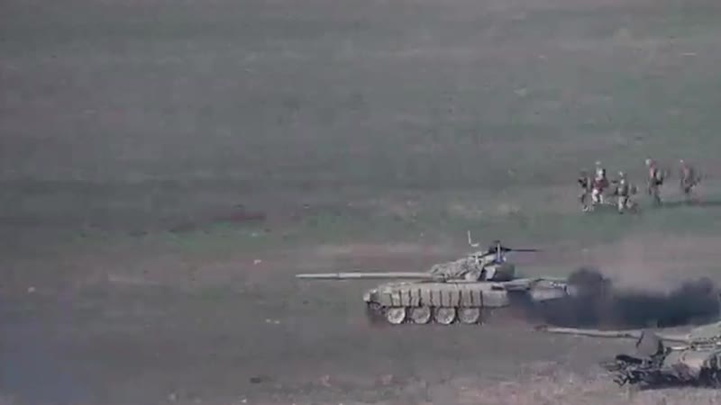 Ադրբեջանական տանկերի եւ կենդանի ուժի ոչնչացումը the annihalation of azerbaijani tanks and manpower