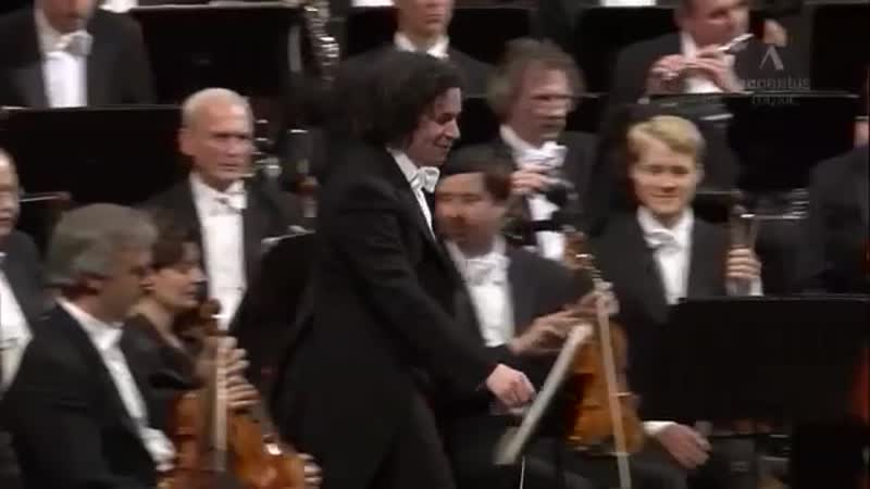 Maurice ravel bolero gustavo dudamel conducts the wiener philharmoniker at lu