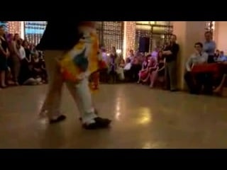 Anna zyzina performing with özgür karahan in el calor moscow