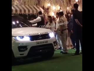 Shah rukh khan after the pre wedding party of nayantara kothari