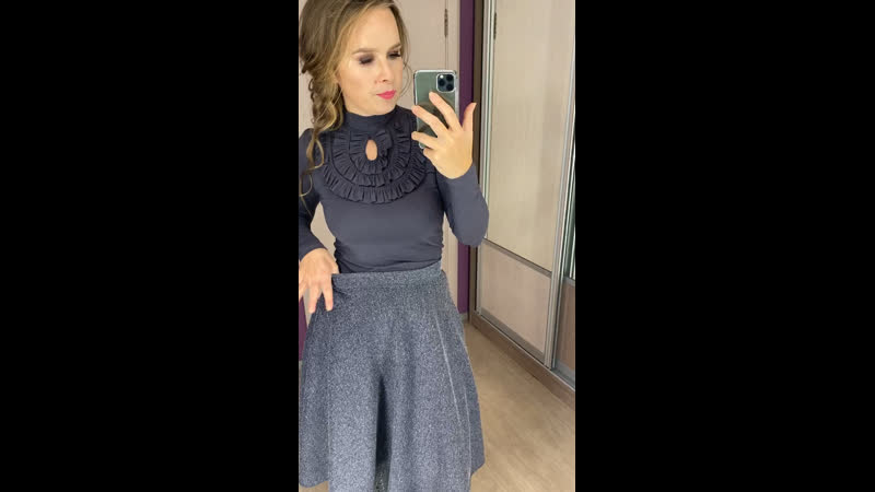 Водолазка и юбка на молнии