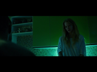 Светлана ходченкова в прозрачной майке в фильме воин