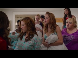 Alexis knapp sexy pitch perfect 2 (2015)