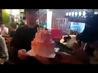 180704 weibo update by 金高银 goeun team byeonsan celebrating kim go eun’s birthday at the after party of the vip premier of movi