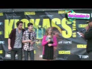 » kick ass star chloe moretz (hit girl) @ q&a hot topic event in hollywood