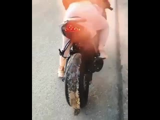 Красивый выхлоп #biker #bikeride #bikeporn #bikers #bikersofinstagram #bikestagram #bikergang #helmet #helmets #streetbike