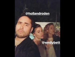 Shenanigans w/ my boos @hollandroden & @emilybett ✌️🎉 beatriz belieber bieberi'll keep this boomerang in my heart 4ever ❤❤❤❤❤