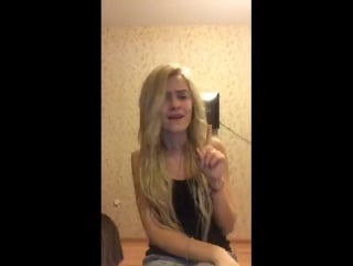 Анна корнильева в periscope "споем??)" (трансляция от )