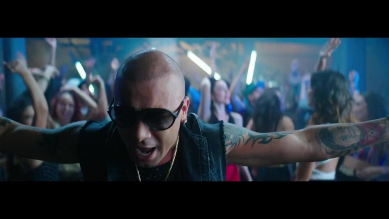 Wisin que se sienta el deseo (official video) ft ricky martin