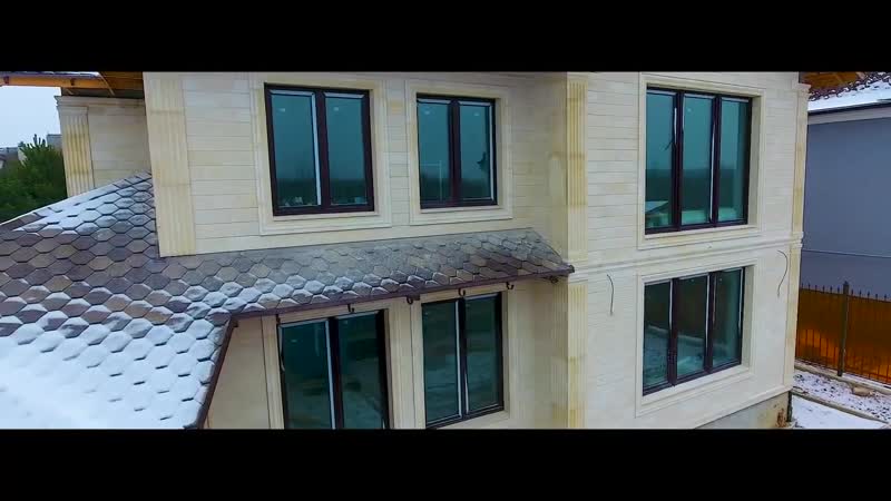 Остекление коттеджа пластиковыми окнами
