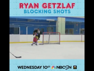 Ryan getzlaf plays with porn