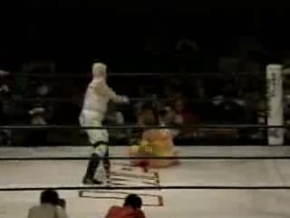 6 mayumi ozaki, kyoko inoue vs dynamite kansai, takako inoue (4/7/1996)