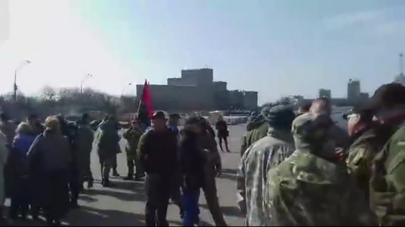 Виїзд з харкова добровольців на підтримку блокади торгівлі з окупантом площа свободи