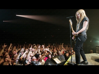 Avril lavigne live at budokan (2005)