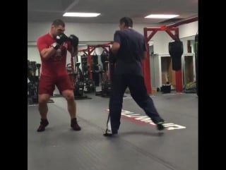 @akajav great to have javier carvajal help me with the soon to be 3 time champ👍