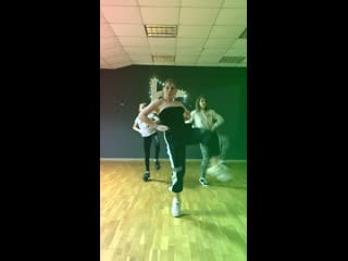 Endor pump it up | vogue by kalimantana