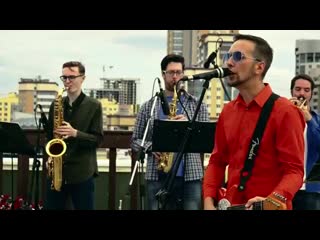 Funky bizness gang i'm getting down