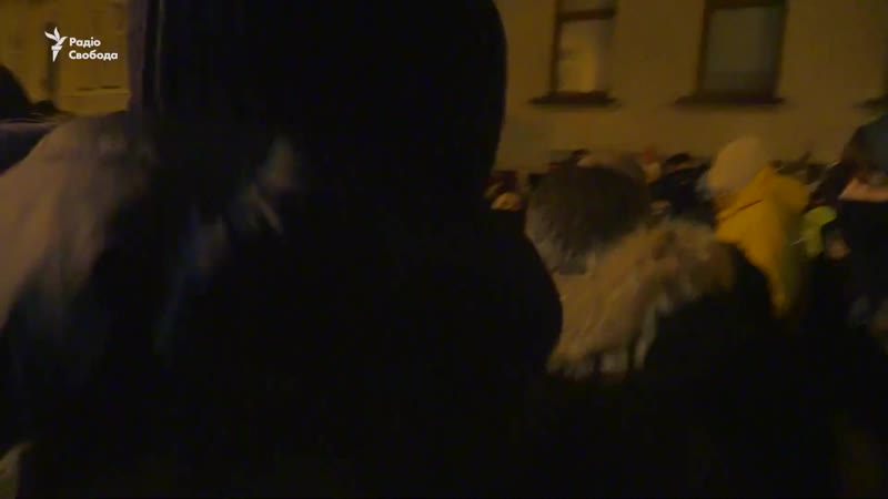 🇺🇦 відео сутичок під офісом президента