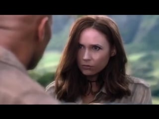 Jumanji x karen gillan