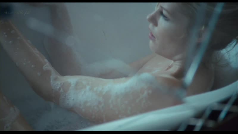 Heather graham, meredith ostrom, amanda seyfried, jaime winstone boogie woogie (2009) хизер грэм, аманда сайфред буги вуги