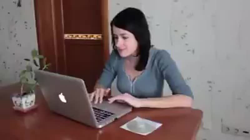 Лечение всех болезней заряжаем воду от cd