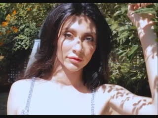 Qveen herby for marie westwood magazine