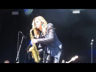 Candy dulfer bevrijdingsfestival den haag 05 05 2018