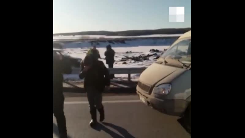 Избили смотрителя за то что снимает на камеру сняли это на камеру