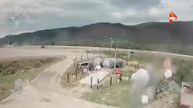 Момент аварийной посадки загоревшегося ан 24 сняли камеры наблюдения