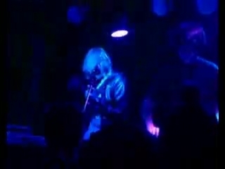 Mujuice sleza olenya schitayushego sebya severnim siyaniem