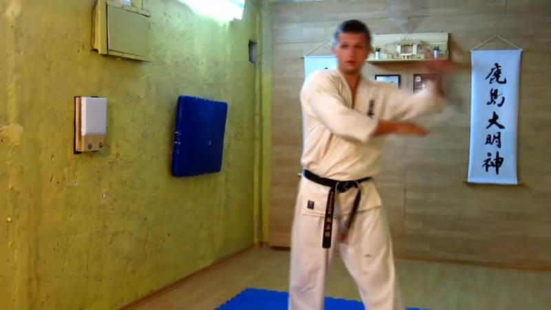 2 урок нунчаку удар сверху и перехваты nunchaku kyokushinkai karate киокушинкай карате